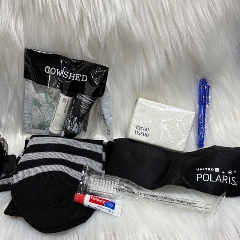 Saks, Fifth Avenue United Polaris business class travel kit cowshed products